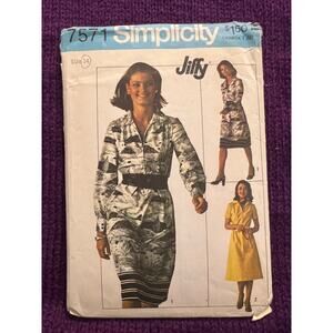 Simplicity 7571 Sewing pattern shirt dress A line skirt size 14
